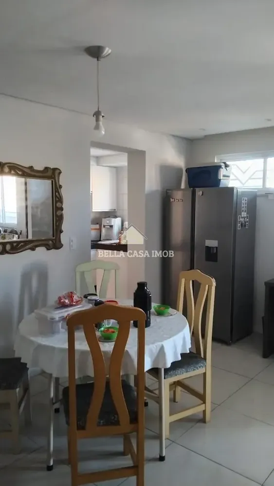 Casa, 3 quartos, 194 m² - Foto 2