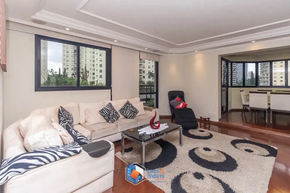 Apartamento, 3 quartos, 158 m² - Foto 1