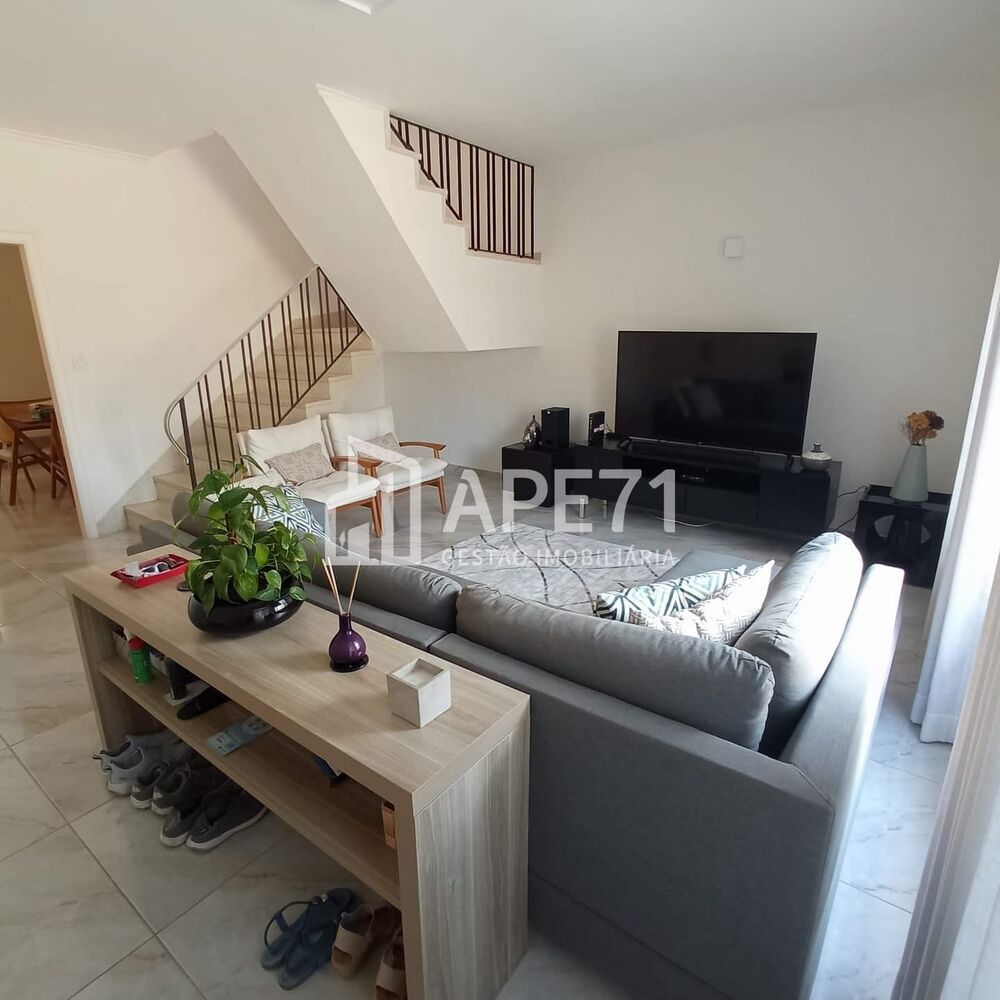 Sobrado, 3 quartos, 206 m² - Foto 1