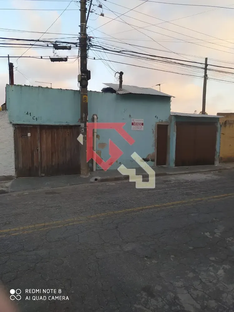 Casa, 6 quartos, 300 m² - Foto 1