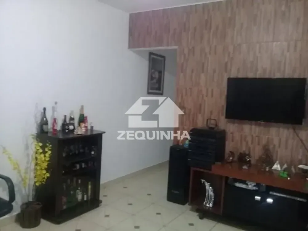 Casa, 4 quartos, 179 m² - Foto 1
