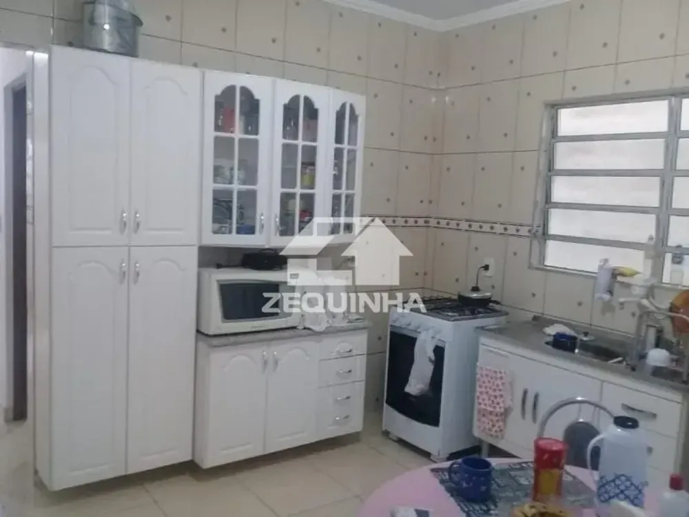 Casa, 4 quartos, 179 m² - Foto 3