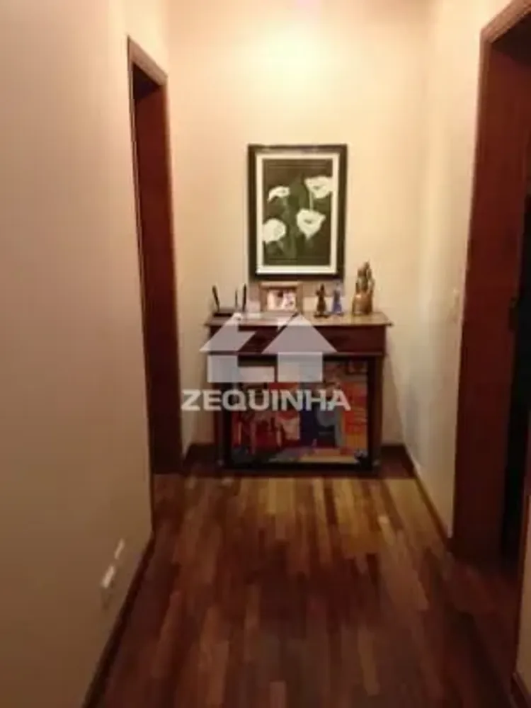 Casa, 4 quartos, 323 m² - Foto 2