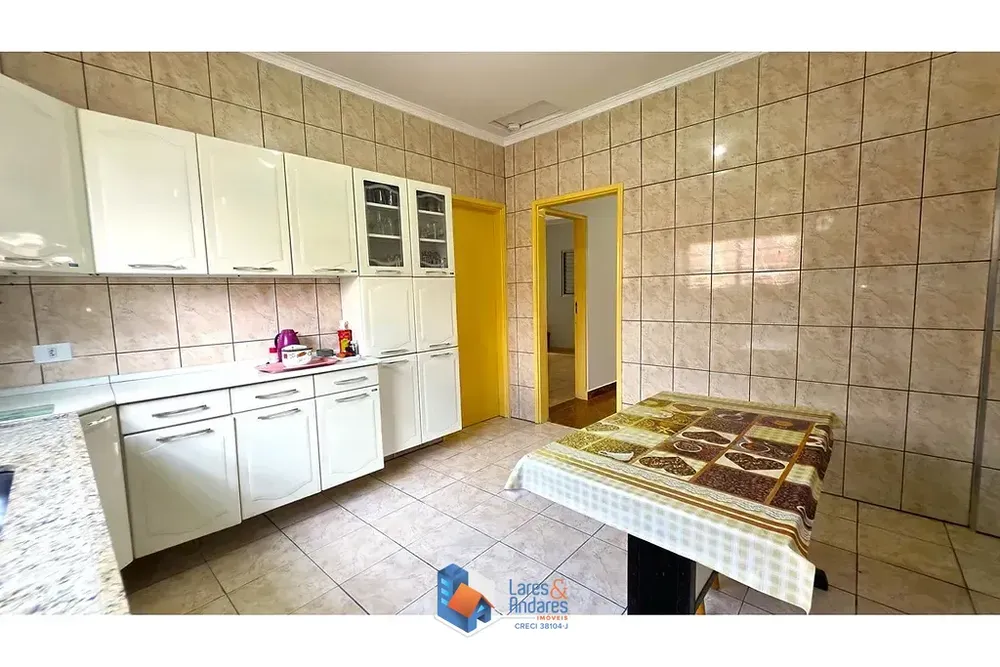 Casa, 2 quartos, 349 m² - Foto 3