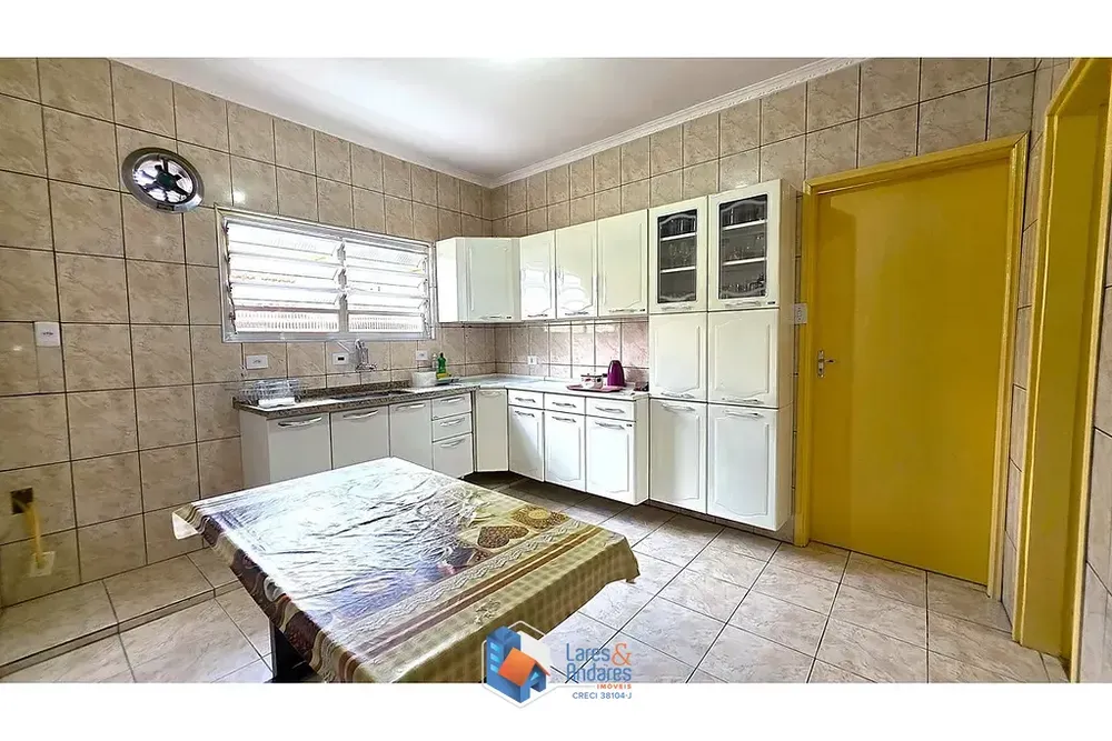 Casa, 2 quartos, 349 m² - Foto 4