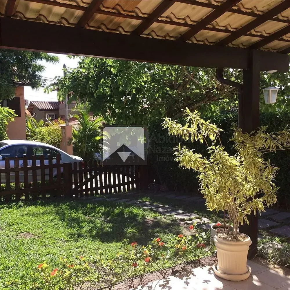 Casa, 3 quartos, 236 m² - Foto 1