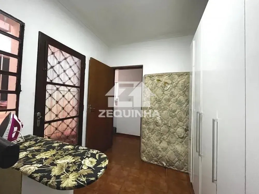 Casa, 3 quartos, 260 m² - Foto 2