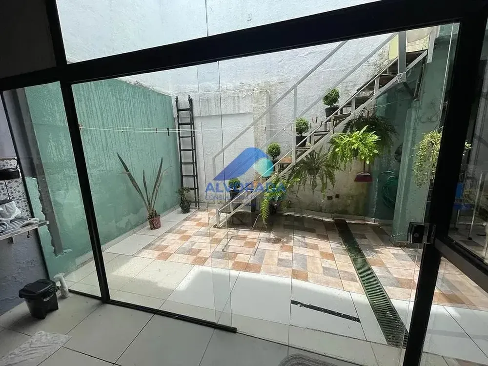 Casa, 3 quartos, 121 m² - Foto 2