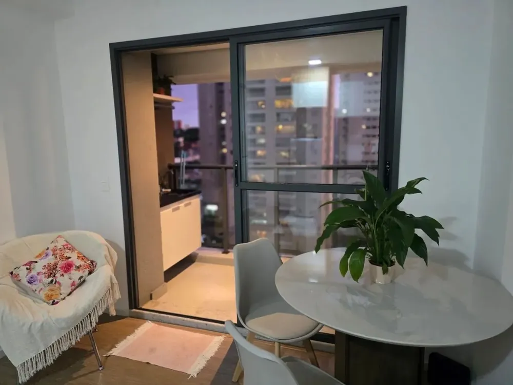 Apartamento, 1 quarto, 33 m² - Foto 2