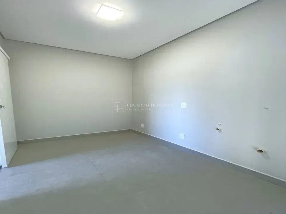 Casa, 3 quartos, 215 m² - Foto 3