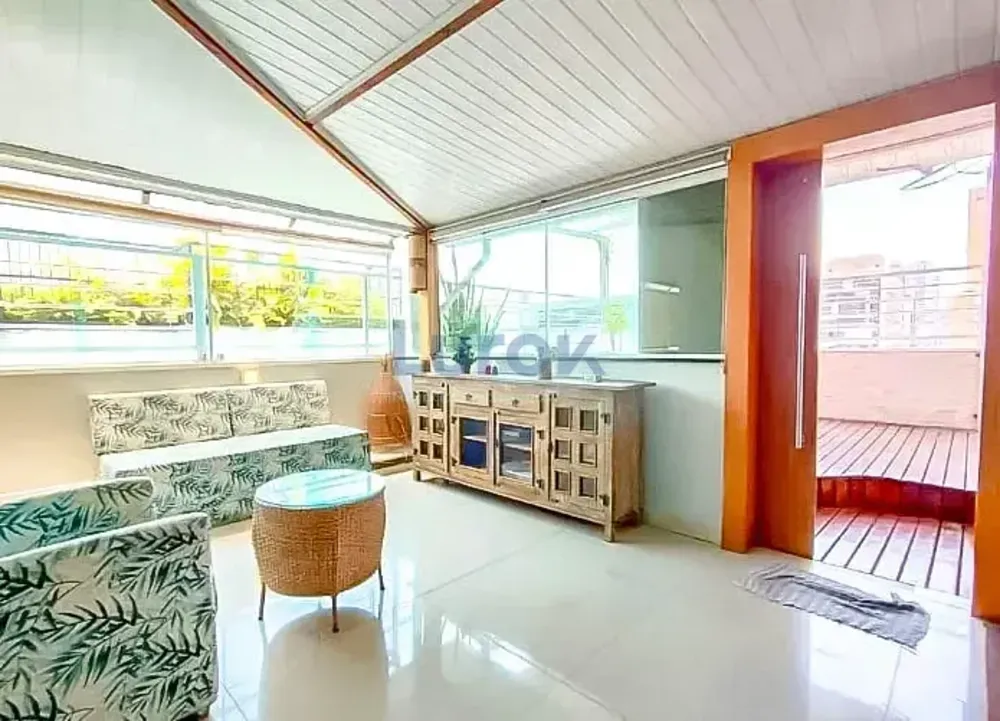 Apartamento, 3 quartos, 262 m² - Foto 2