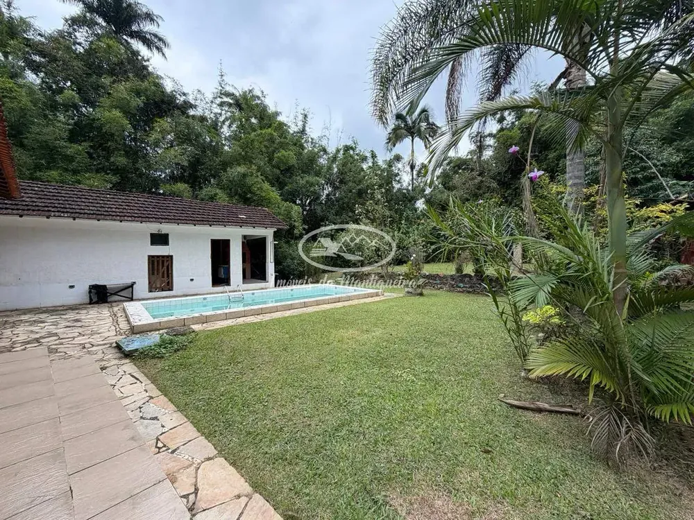 Casa, 5 quartos, 293 m² - Foto 2
