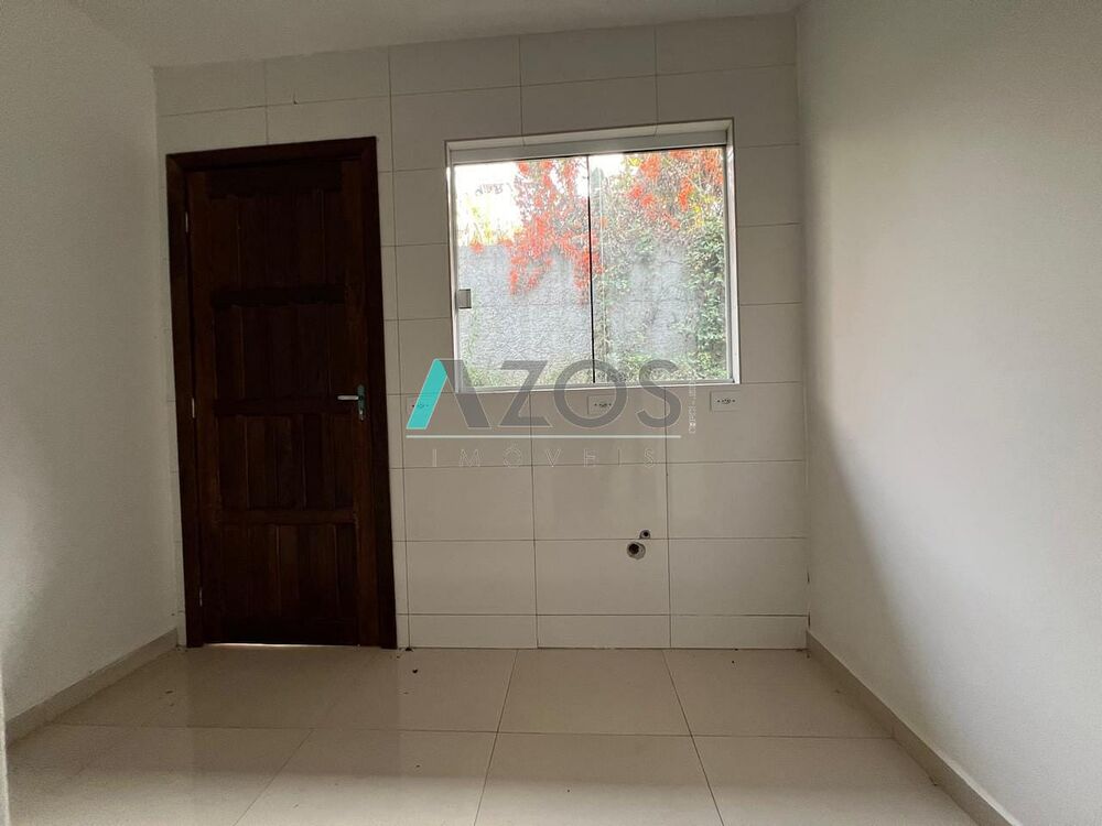 Casa à venda com 3 quartos, 50m² - Foto 4