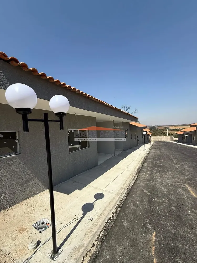 Casa, 2 quartos, 80 m² - Foto 1
