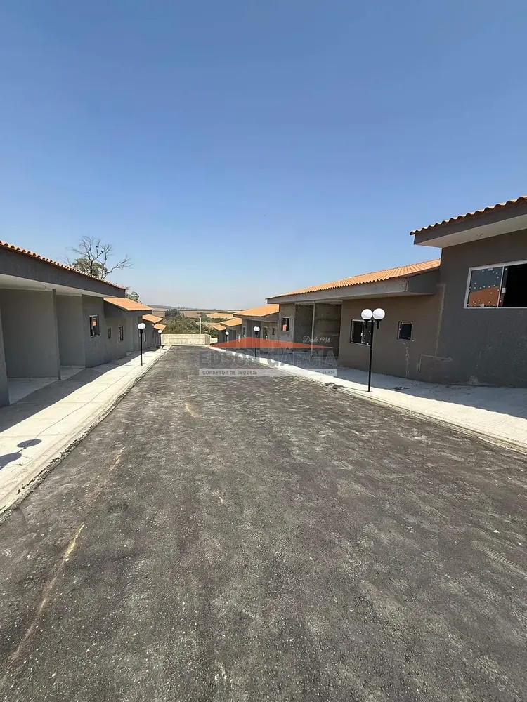 Casa, 2 quartos, 80 m² - Foto 2