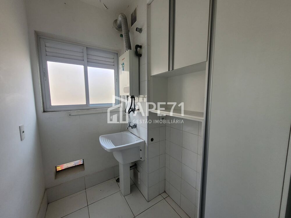 Apartamento à venda com 2 quartos, 68m² - Foto 7