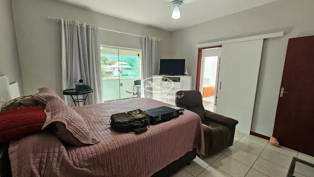 Casa, 3 quartos, 275 m² - Foto 36