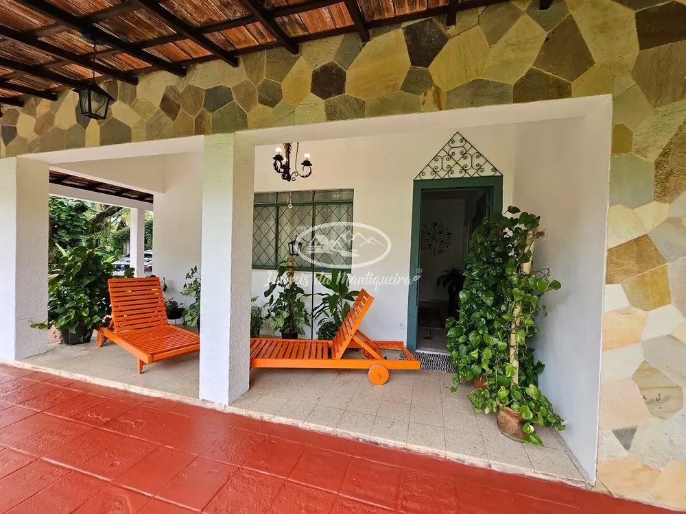 Casa, 4 quartos, 189 m² - Foto 1