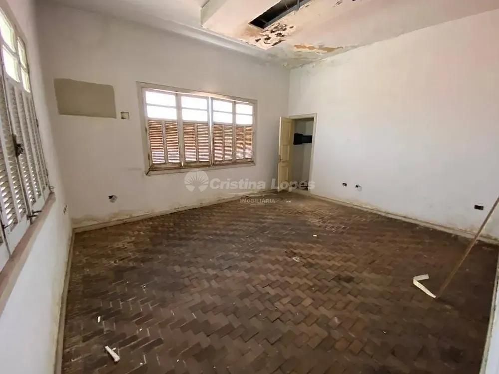 Casa, 8 quartos, 526 m² - Foto 4