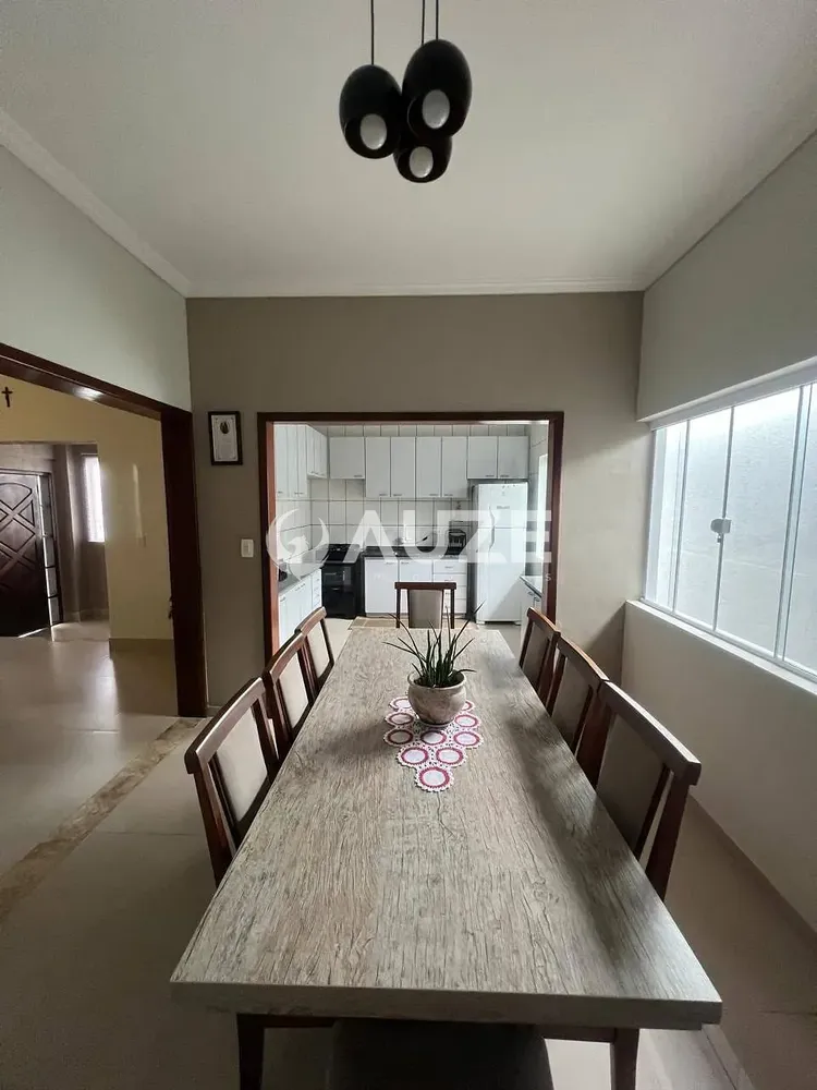 Casa, 4 quartos, 360 m² - Foto 3