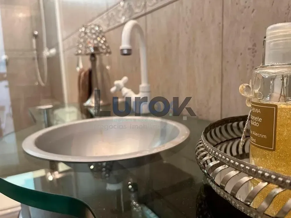 Casa, 3 quartos, 307 m² - Foto 3
