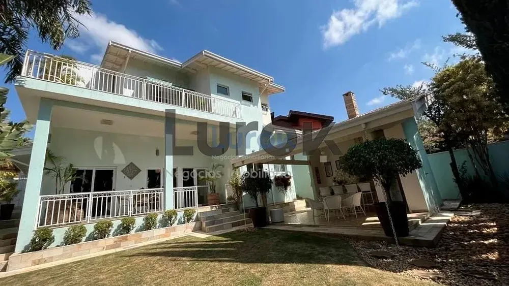 Casa, 3 quartos, 307 m² - Foto 1