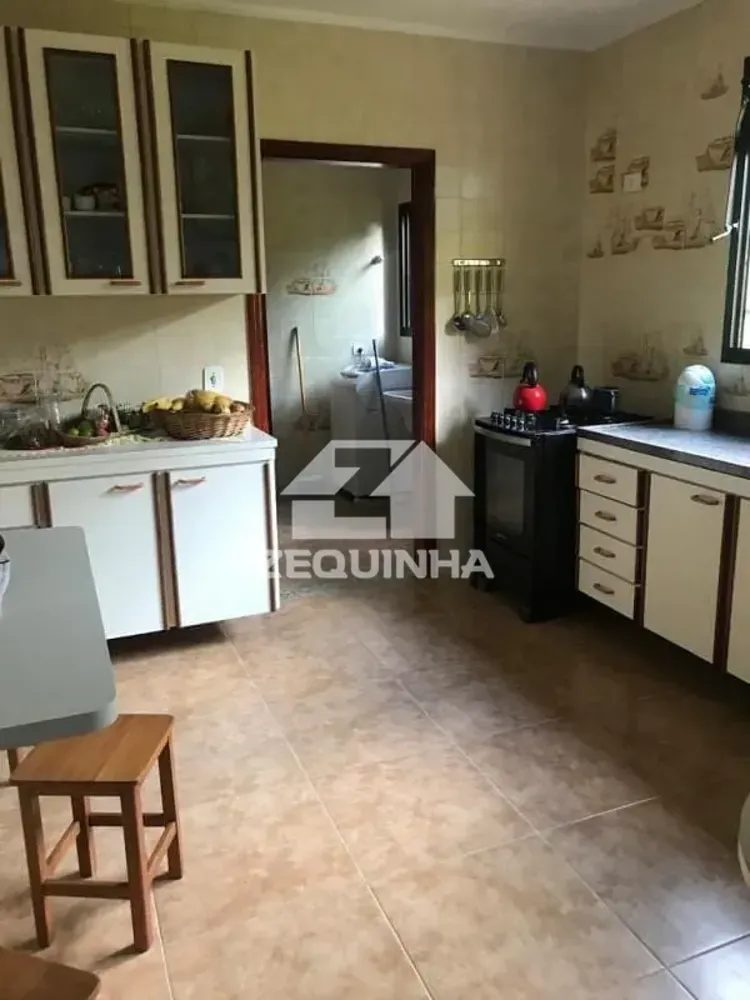 Casa, 4 quartos, 409 m² - Foto 1