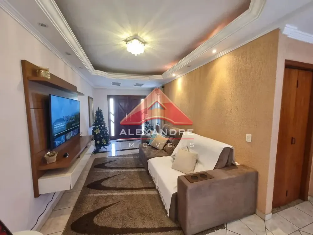 Casa, 3 quartos, 195 m² - Foto 2