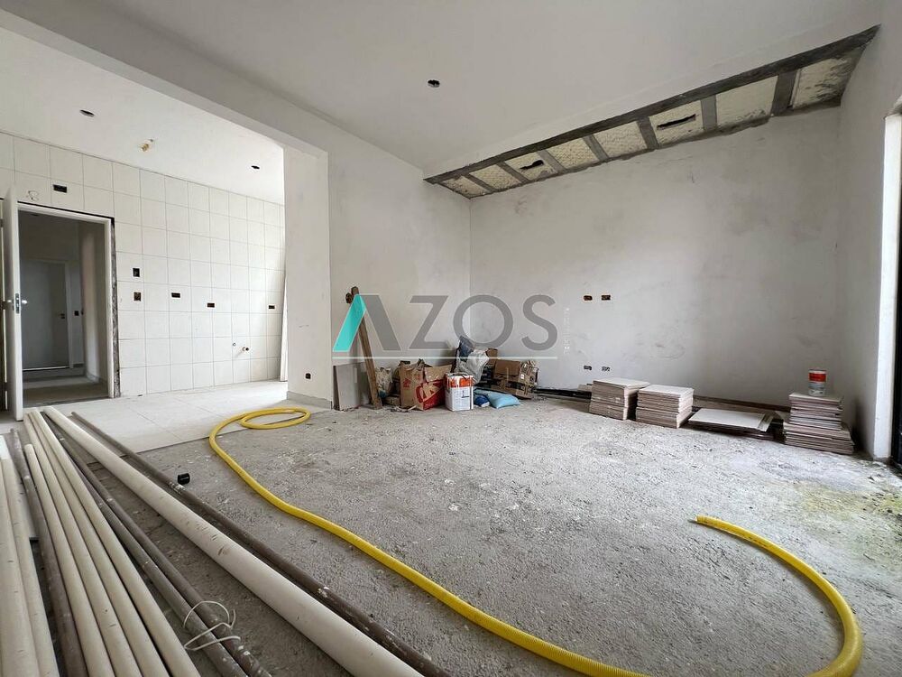 Apartamento à venda com 2 quartos, 56m² - Foto 2