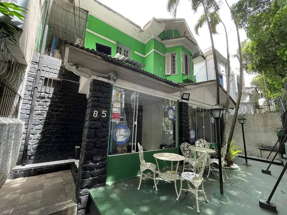 Casa, 1 quarto, 238 m² - Foto 1