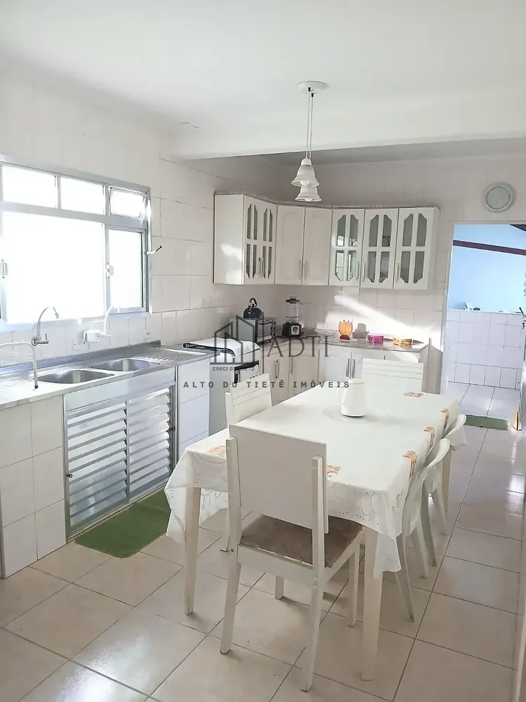 Casa, 3 quartos, 154 m² - Foto 2