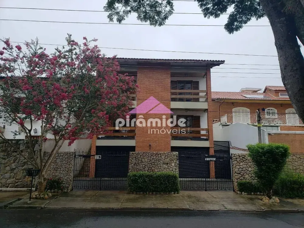 Casa, 4 quartos, 345 m² - Foto 2