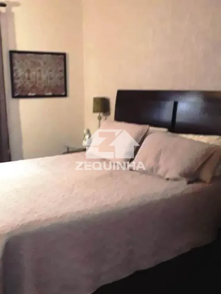 Casa, 3 quartos, 239 m² - Foto 1