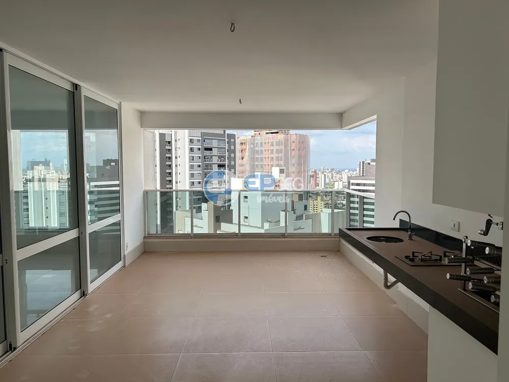 Apartamento, 3 quartos, 214 m² - Foto 1