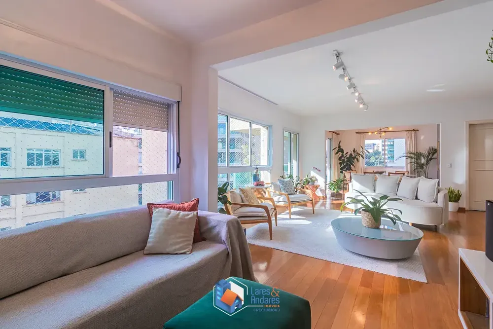 Apartamento, 3 quartos, 148 m² - Foto 1