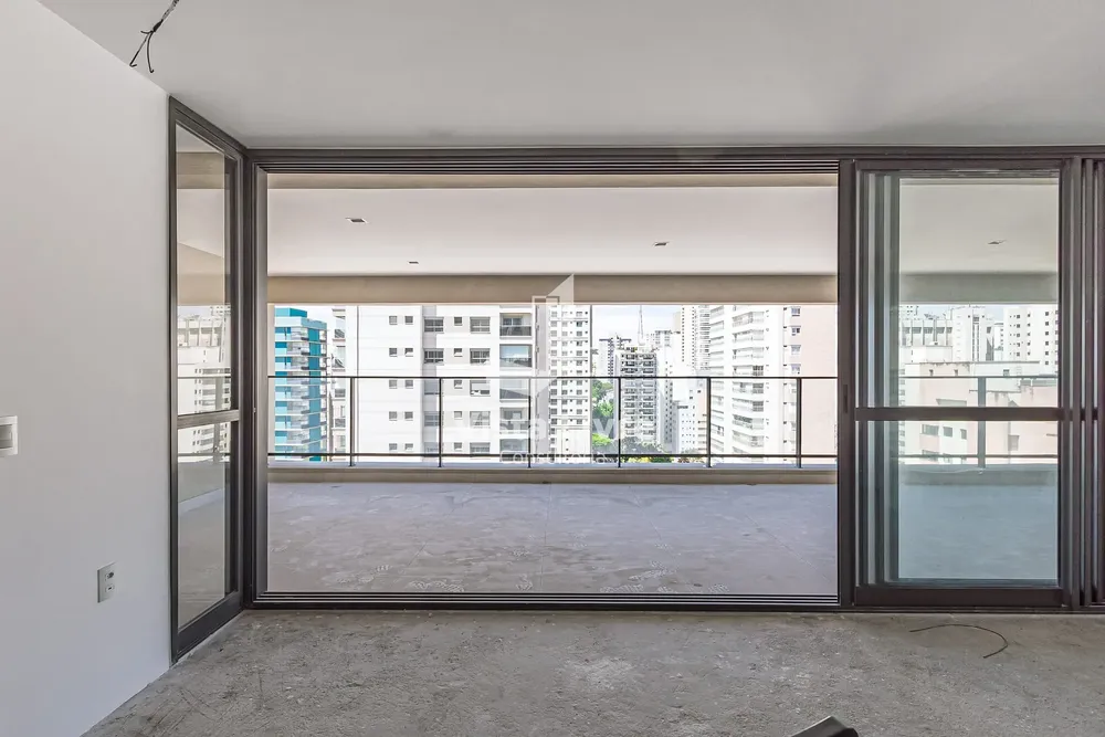 Apartamento, 3 quartos, 156 m² - Foto 2