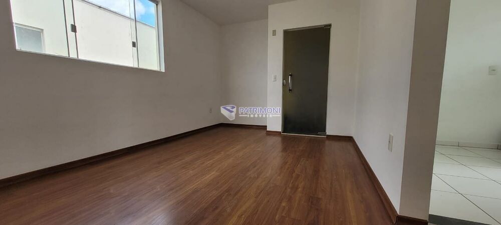 Apartamento à venda com 2 quartos, 60m² - Foto 5