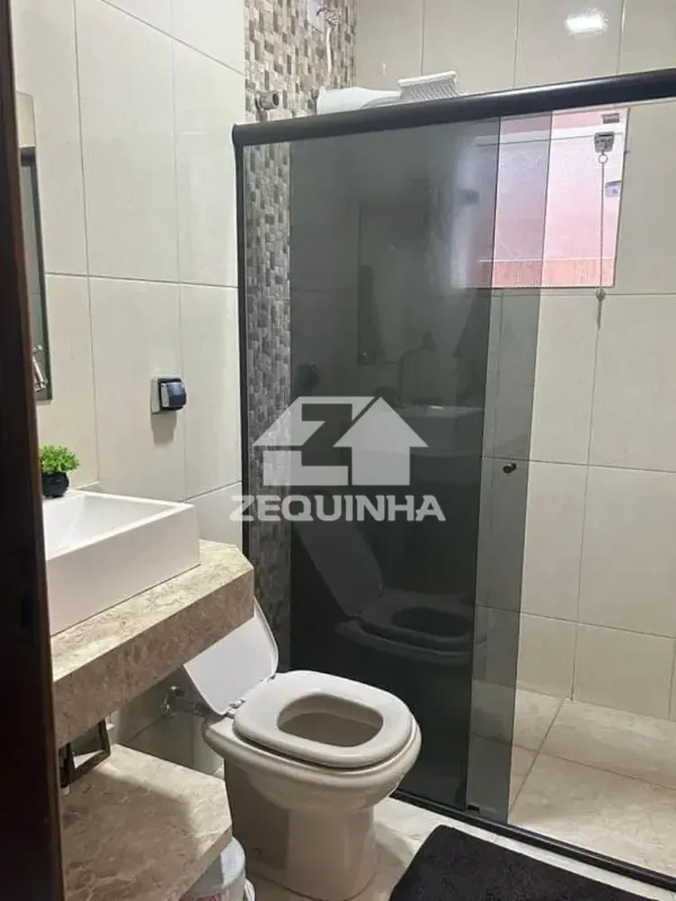 Casa, 3 quartos, 234 m² - Foto 2
