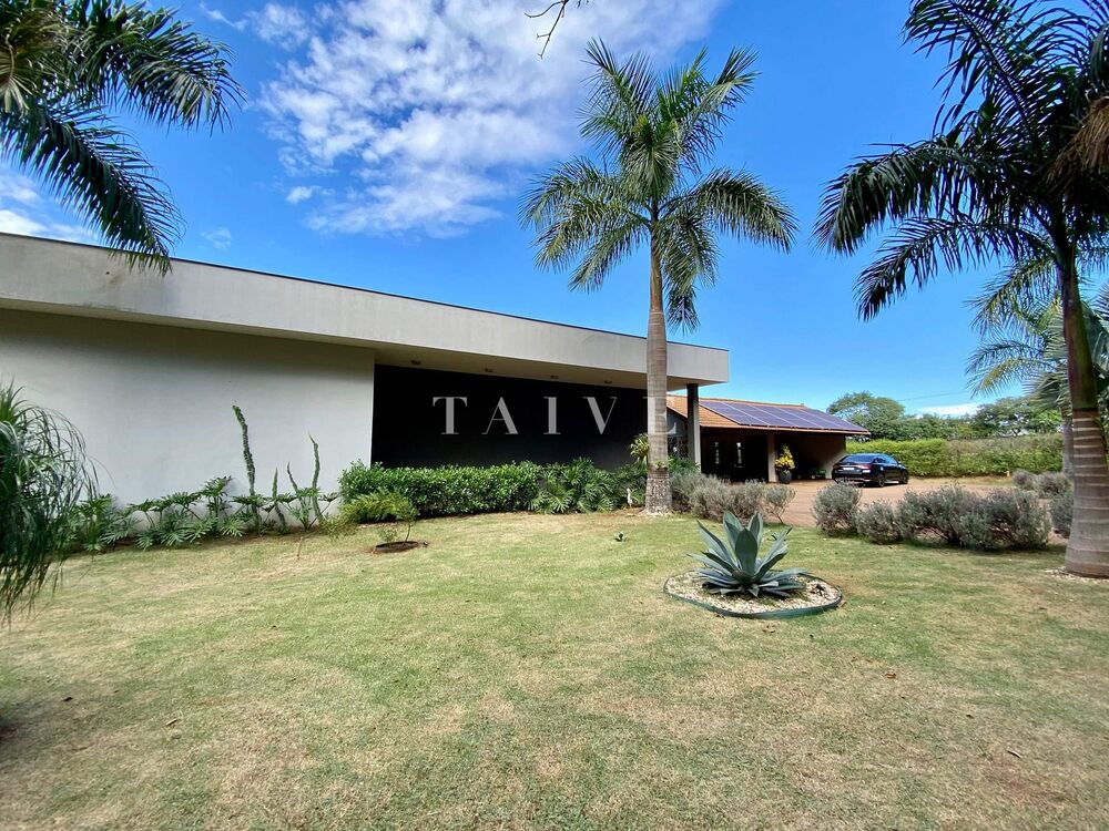 Casa à venda e aluguel com 4 quartos, 600m² - Foto 4