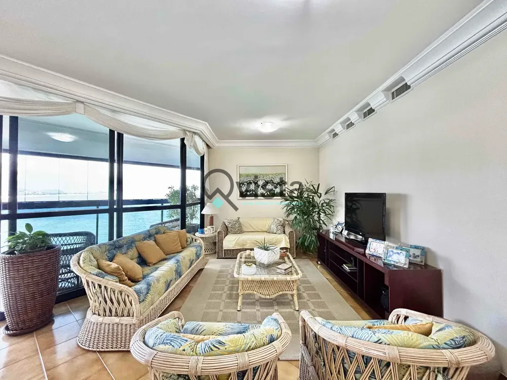 Apartamento, 3 quartos, 130 m² - Foto 2