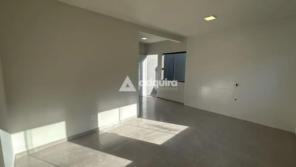 Casa, 2 quartos, 43 m² - Foto 1