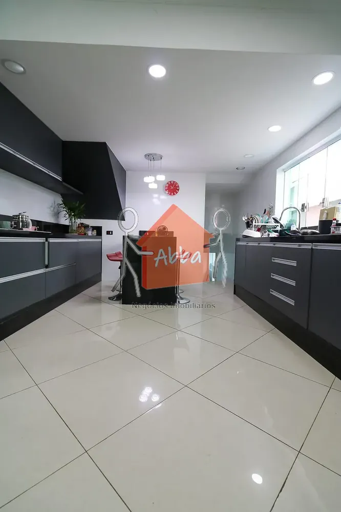Sobrado, 3 quartos, 273 m² - Foto 4
