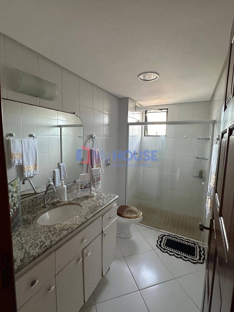 Apartamento à venda com 3 quartos, 204m² - Foto 14