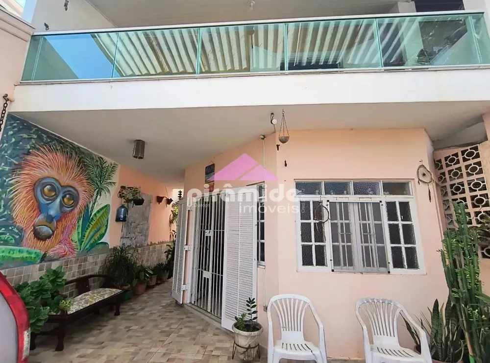 Casa, 3 quartos, 270 m² - Foto 4
