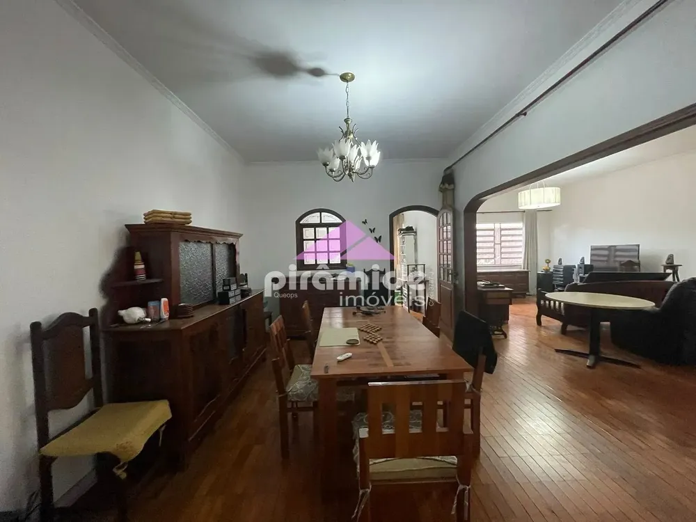 Casa, 5 quartos, 267 m² - Foto 3