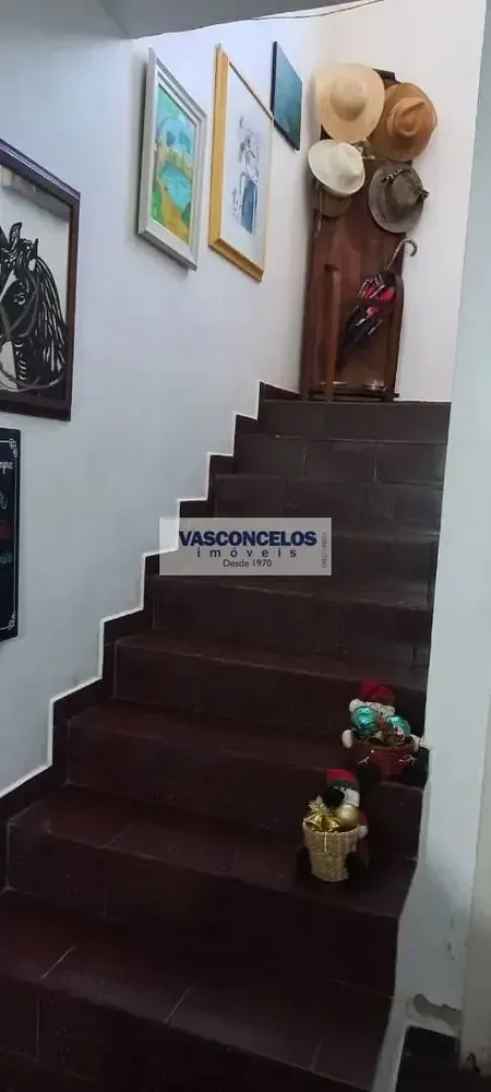 Casa, 4 quartos, 250 m² - Foto 1