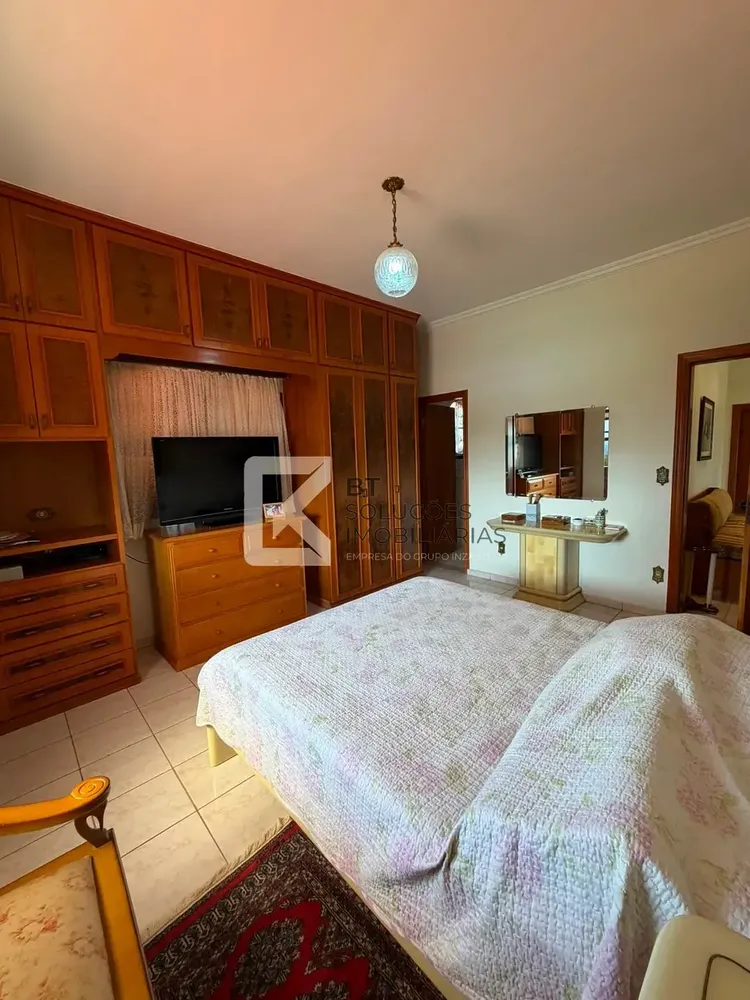 Chácara, 5 quartos, 5000 m² - Foto 1