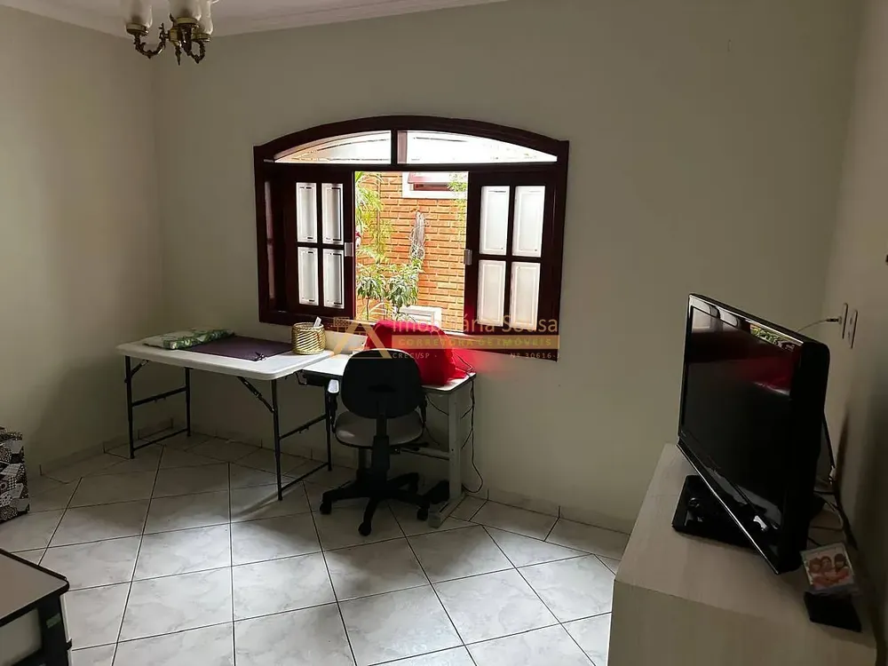 Casa, 4 quartos, 319 m² - Foto 2