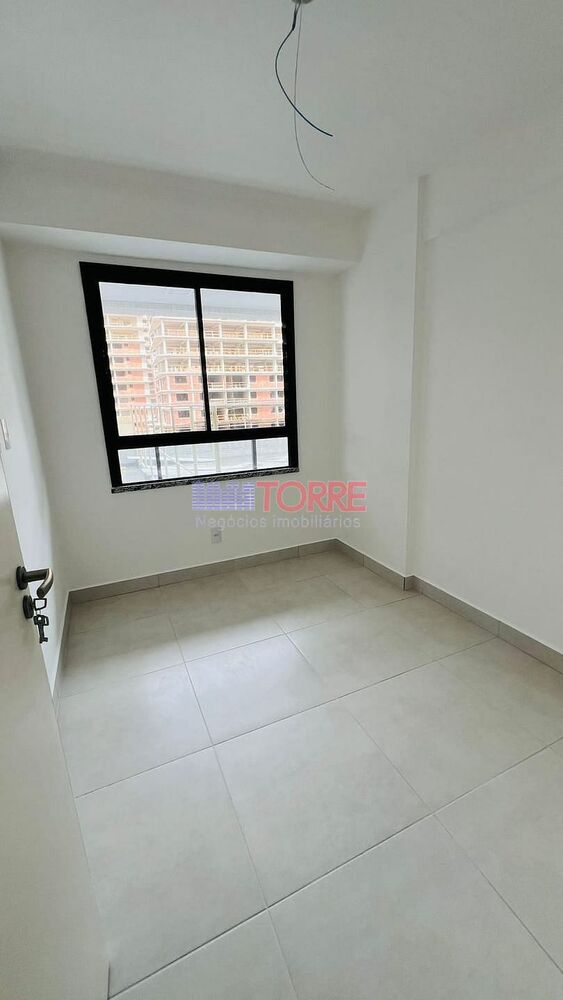 Apartamento à venda com 2 quartos, 68m² - Foto 8