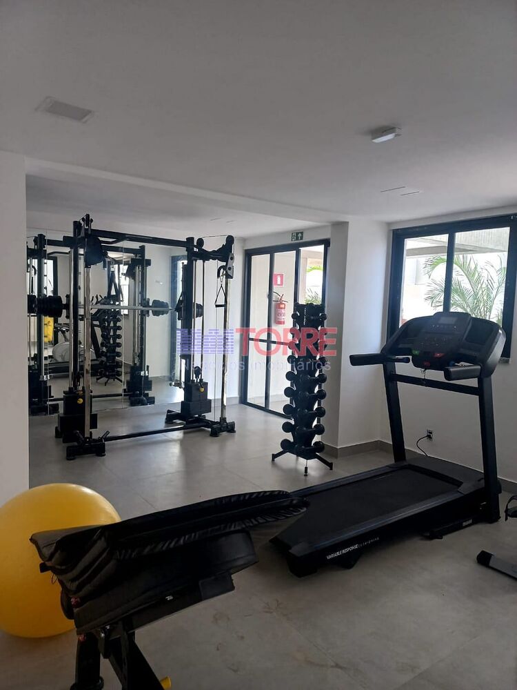 Apartamento à venda com 2 quartos, 68m² - Foto 2